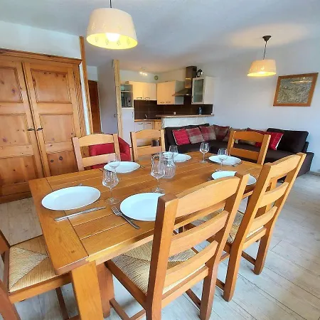 Charmant T2 Au Coeur Du Village, Balcon, Parking, Proche Commodites Et Navette Ski-bus - Fr-1-624-27 Lejlighed Samoëns